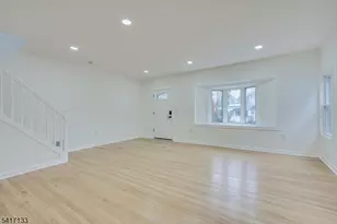 418 E 5th Ave, Roselle, NJ 07203 - Photo 8