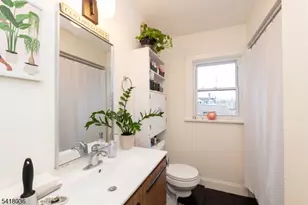 579 Nassau St, City Of Orange Twp., NJ 07050 - Photo 8