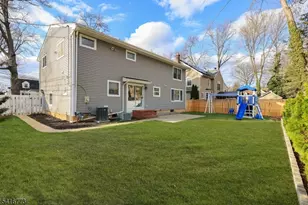 2 Doris Pkwy, Westfield, NJ 07090 - Photo 28