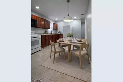 633 Thomas Blvd, East Orange, NJ 07017 - Photo 8