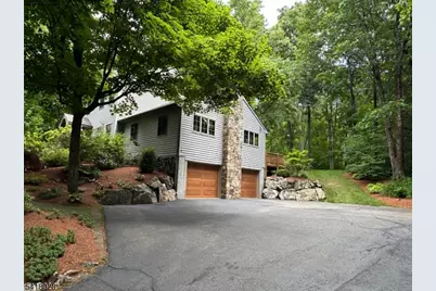 9 Buckhaven Trl, Hardyston Township, NJ 07460 - Photo 2