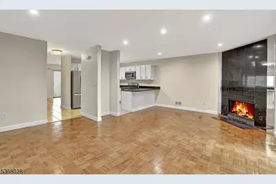 15 Krenkel Ct, Raritan Township, NJ 08822 - Photo 6