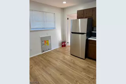 15 College Dr #15, Edison, NJ 08817 - Photo 2