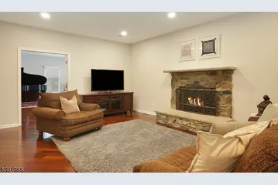 7 Watchung Dr, Bernards Township, NJ 07920 - Photo 8