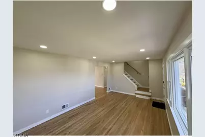 9 Joan Pl, Clifton, NJ 07012 - Photo 10