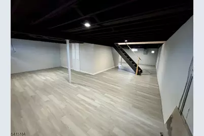 9 Joan Pl, Clifton, NJ 07012 - Photo 28