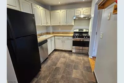 1028 Cricket Ln #1028, Woodbridge Township, NJ 07095 - Photo 4