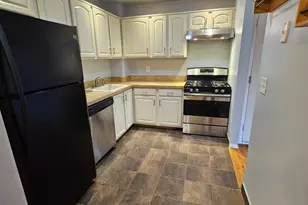 1028 Cricket Ln, Woodbridge Township, NJ 07095 - Photo 4