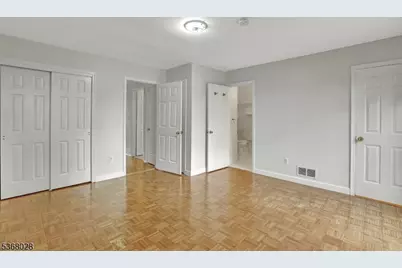 15 Krenkel Ct, Raritan Township, NJ 08822 - Photo 12