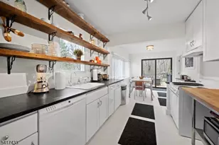 4 Dead End Rd, Rockaway Township, NJ 07435 - Photo 8