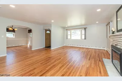 42 Everdale Rd, Randolph Township, NJ 07869 - Photo 4