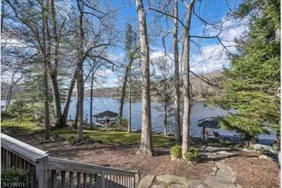 26 Short Road, Bloomingdale, NJ 07420 - Photo 36