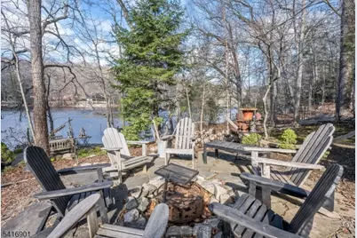 26 Short Road, Bloomingdale, NJ 07420 - Photo 32