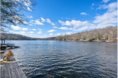 26 Short Road, Bloomingdale, NJ 07420 - Photo 40