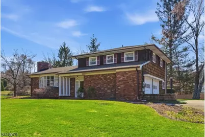 3 Manor Dr, Andover Township, NJ 07860 - Photo 4