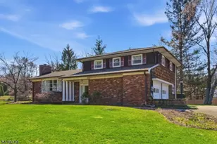 3 Manor Dr, Andover Township, NJ 07860 - Photo 4