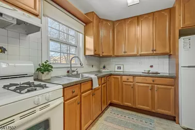 40A Meadowbrook Pl, Maplewood, NJ 07040 - Photo 16