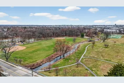 10 Brookside Ave, Hawthorne, NJ 07506 - Photo 48