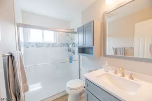 9 Montrose Rd, Franklin Township, NJ 08873 - Photo 20