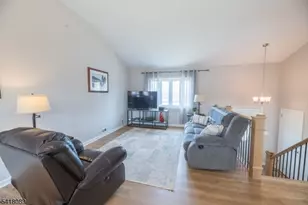 9 Montrose Rd, Franklin Township, NJ 08873 - Photo 6