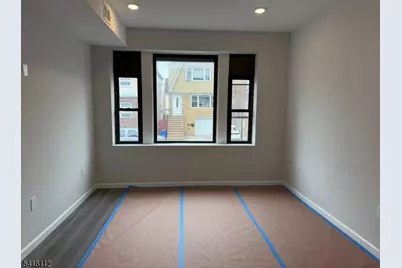 37 6th St, Harrison, NJ 07029 - Photo 10