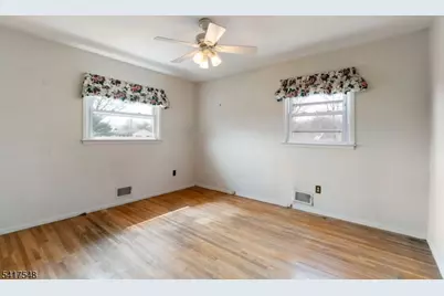 103 Karen Pl, Bridgewater, NJ 08807 - Photo 14