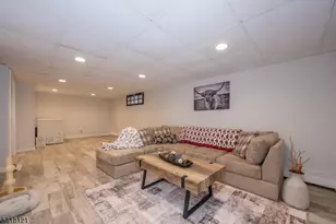 35 Hastings Ave, Nutley, NJ 07110 - Photo 30