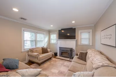 35 Hastings Ave, Nutley, NJ 07110 - Photo 4