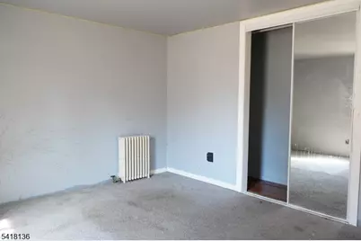 85 Roosevelt Ave, Butler, NJ 07405 - Photo 12