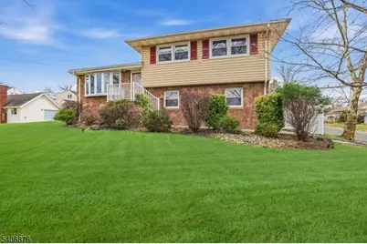 196 Russell Ave, Rahway, NJ 07065 - Photo 2