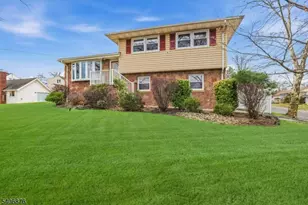 196 Russell Ave, Rahway, NJ 07065 - Photo 2