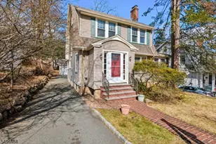 43 Ridgeview Ave, West Orange Township, NJ 07052 - Photo 1