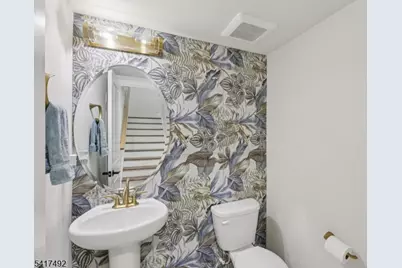 21 Dahlia Dr, Warren Township, NJ 07059 - Photo 12