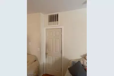 123 Seymour Ave, Newark, NJ 07108 - Photo 8