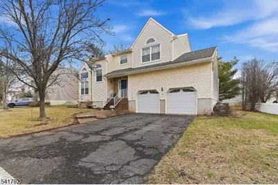 4 Crowel Rd, Hillsborough Township, NJ 08844 - Photo 2