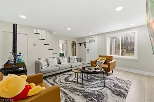 28 Wagners Ln, Warren Township, NJ 07059 - Photo 16