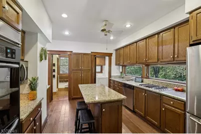 833 Berkshire Valley Rd, Jefferson Township, NJ 07885 - Photo 14