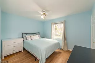 32 Cutler Dr, Morris Plains, NJ 07950 - Photo 22