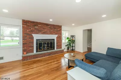 32 Cutler Dr, Morris Plains, NJ 07950 - Photo 12