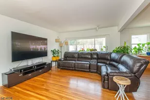 32 Cutler Dr, Morris Plains, NJ 07950 - Photo 6