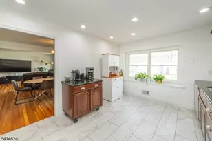 32 Cutler Dr, Morris Plains, NJ 07950 - Photo 10