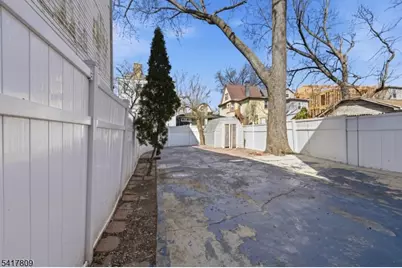 77 S Munn Ave, Newark, NJ 07106 - Photo 10