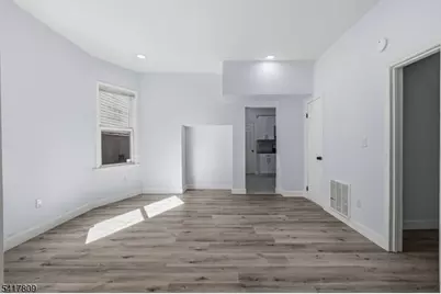 77 S Munn Ave, Newark, NJ 07106 - Photo 28