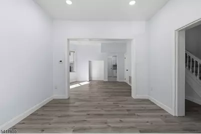 77 S Munn Ave, Newark, NJ 07106 - Photo 14