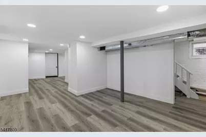 77 S Munn Ave, Newark, NJ 07106 - Photo 24