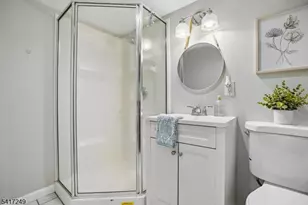 35 Broadview Ave, Maplewood, NJ 07040 - Photo 34