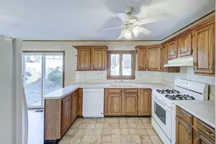 74 Marcy St, Franklin Township, NJ 08873 - Photo 6