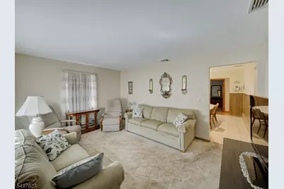 309 Marion Pl, Manville, NJ 08835 - Photo 4