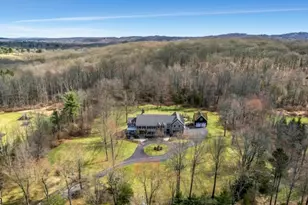 6 Prudence Ln, Mendham Township, NJ 07960 - Photo 2