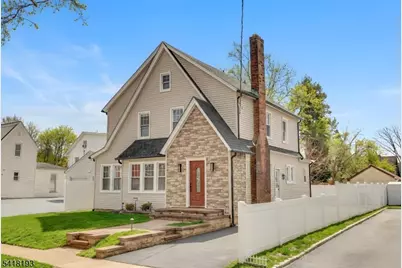 711 Pemberton Ave, Plainfield, NJ 07060 - Photo 2